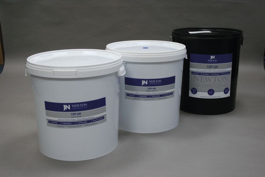 Newton HydroBond 109-LM Rubber Waterproofing Membrane - 20 Litre Tub Newton HydroBond 109-LM Rubber Waterproofing Membrane - 20 Litre Tub