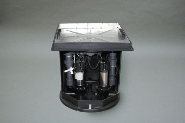 Newton Titan Compact Chamber with 1 x TAS250 Automatic Pumps, High Water Alarm and Internal Pipework